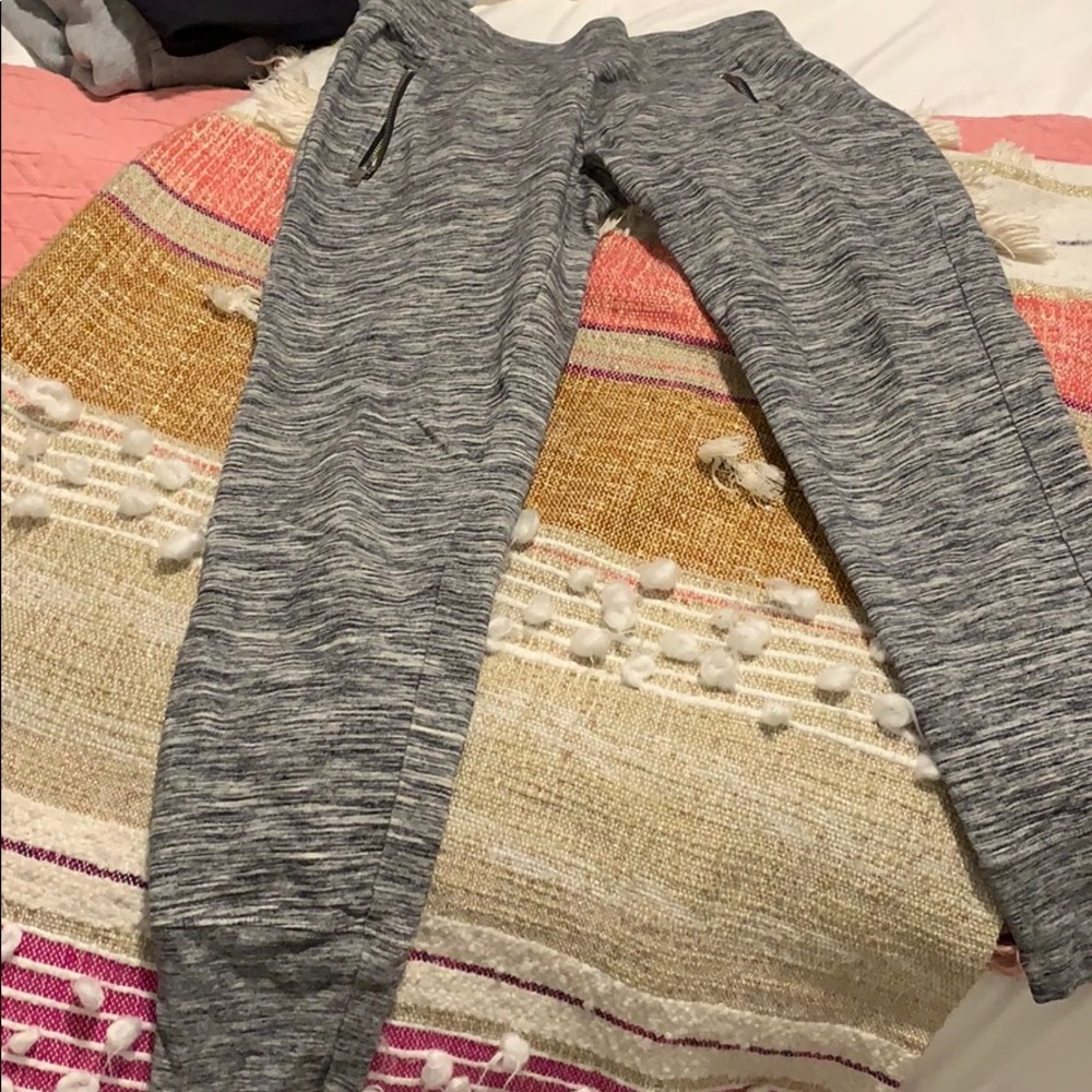 Gap joggers